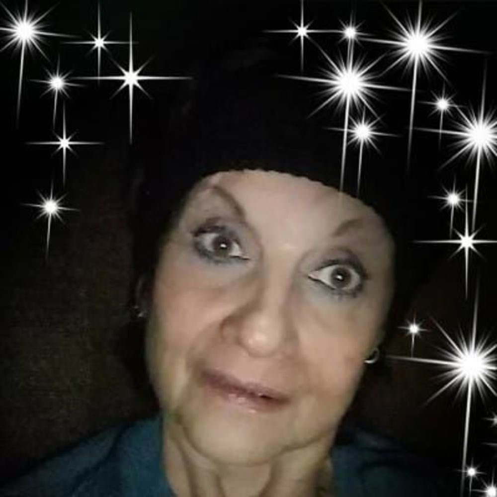 Meet your Posher, Janis